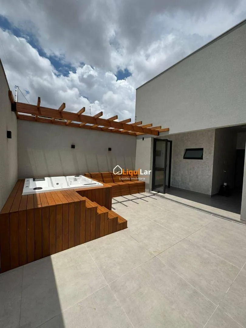 Imagem Casa Moderna com Spa Privativo