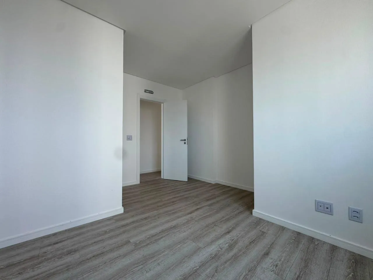 Imagem Apartamento com vista para o mar à venda com 142.65m2 por R$ 3.300.000,00