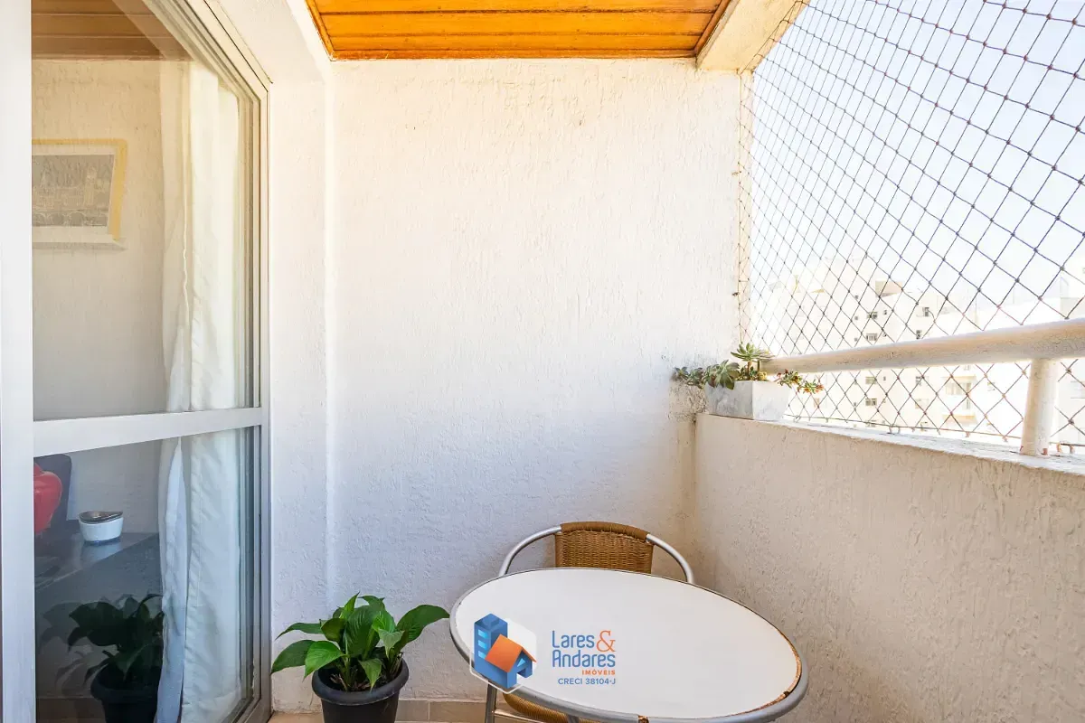 Imagem Apartamento para venda em Saúde com 3 quartos, sendo 1 suíte, 75m²