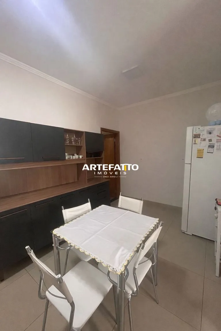 Imagem Apartamento São Jerônimo, parte alta, 2 dorm. 1 suíte, 67m2.