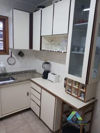 Imagem SÃO BERNARDO DO CAMPO Sobrado 210M², 2 dormitórios, 2 vagas, Edícula, ótima localização e valor !!!