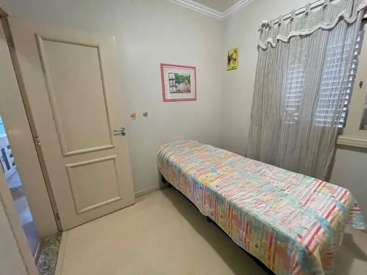 Imagem Casa 03 dormitórios no Bairro Moinhos de Vento em Canoas RS