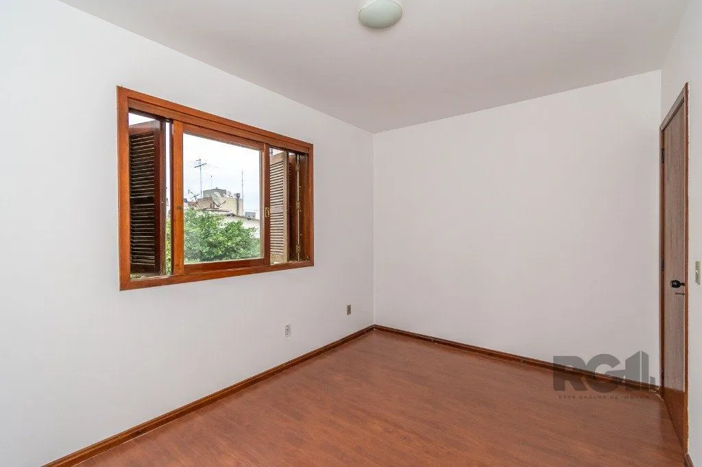 Imagem Apartamento no bairro Petrópolis de 2 dormitórios e vaga