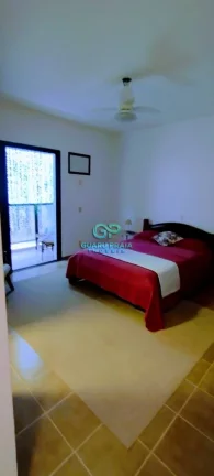 Imagem 3 quartos, 5 banheiros, maravilhosa sala com sacada, cozinha ampla, TRÊS VAGAS DE GARAGEM.