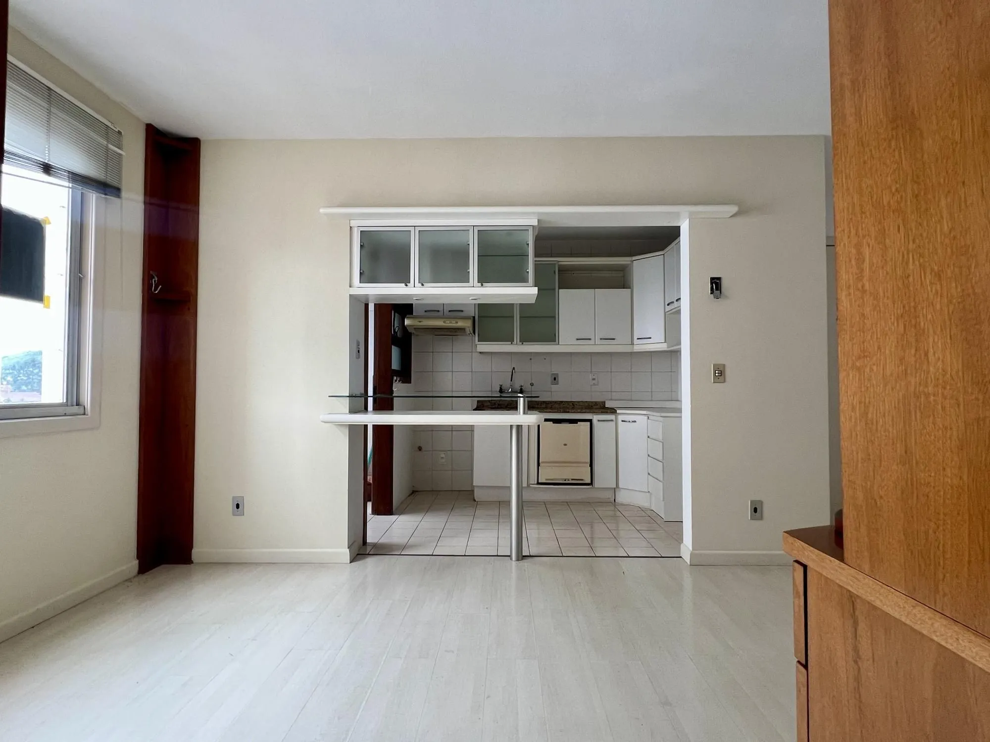 Imagem APARTAMENTO 2 DORMITÓRIOS COM VAGA DE GARAGEM