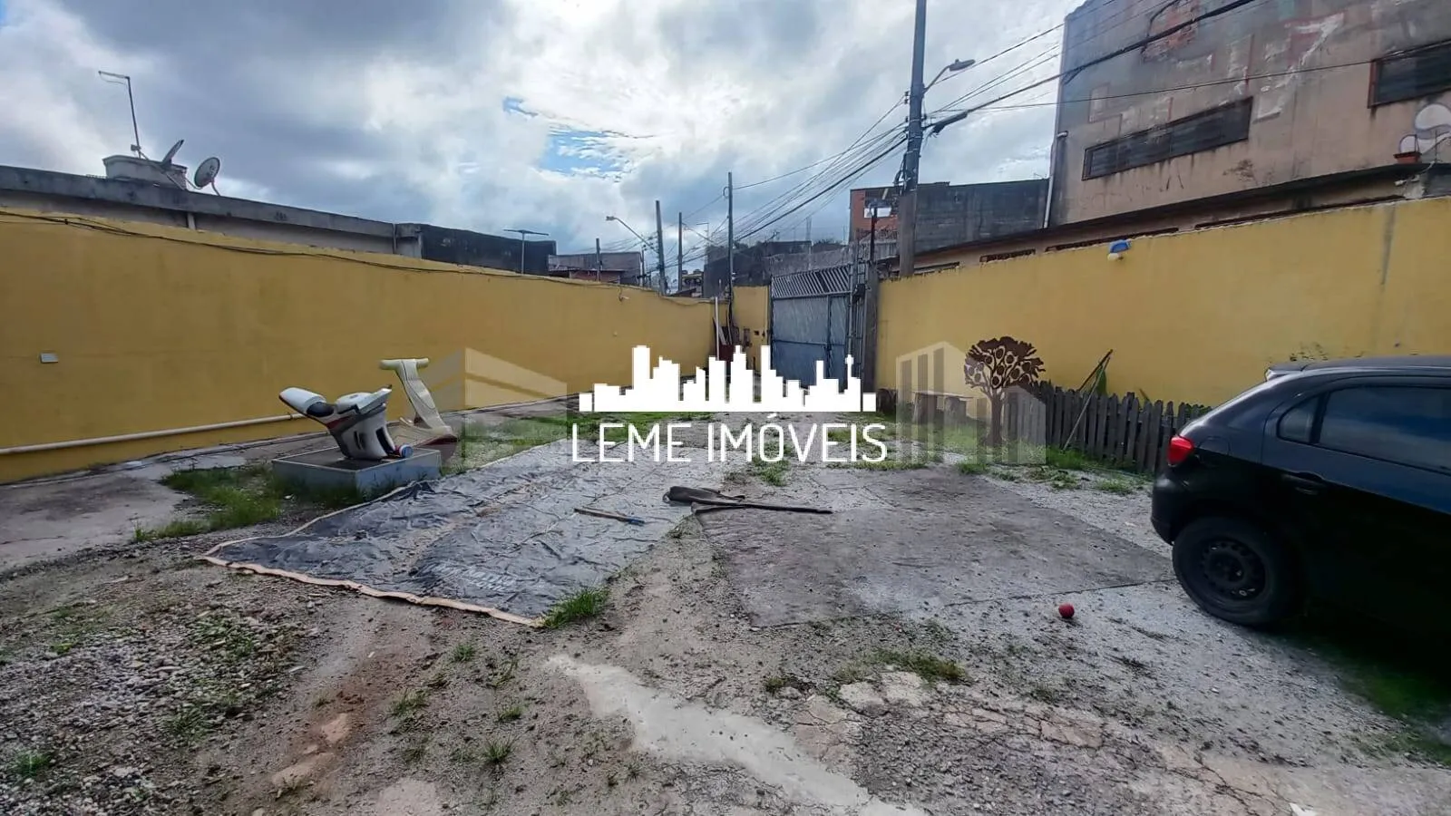 Imagem CASA TÉRREA EM TERRENO MEDINDO 340,00M² COM ESCRITURA!!!