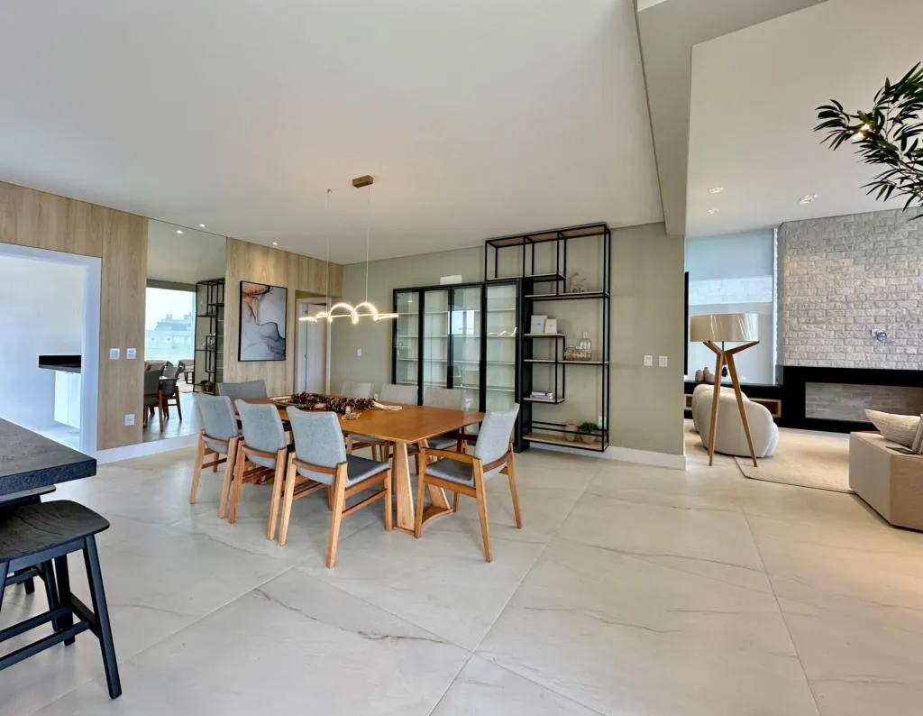 Imagem Casa em Condominio 4 Dormitórios - Bairro Capão Novo