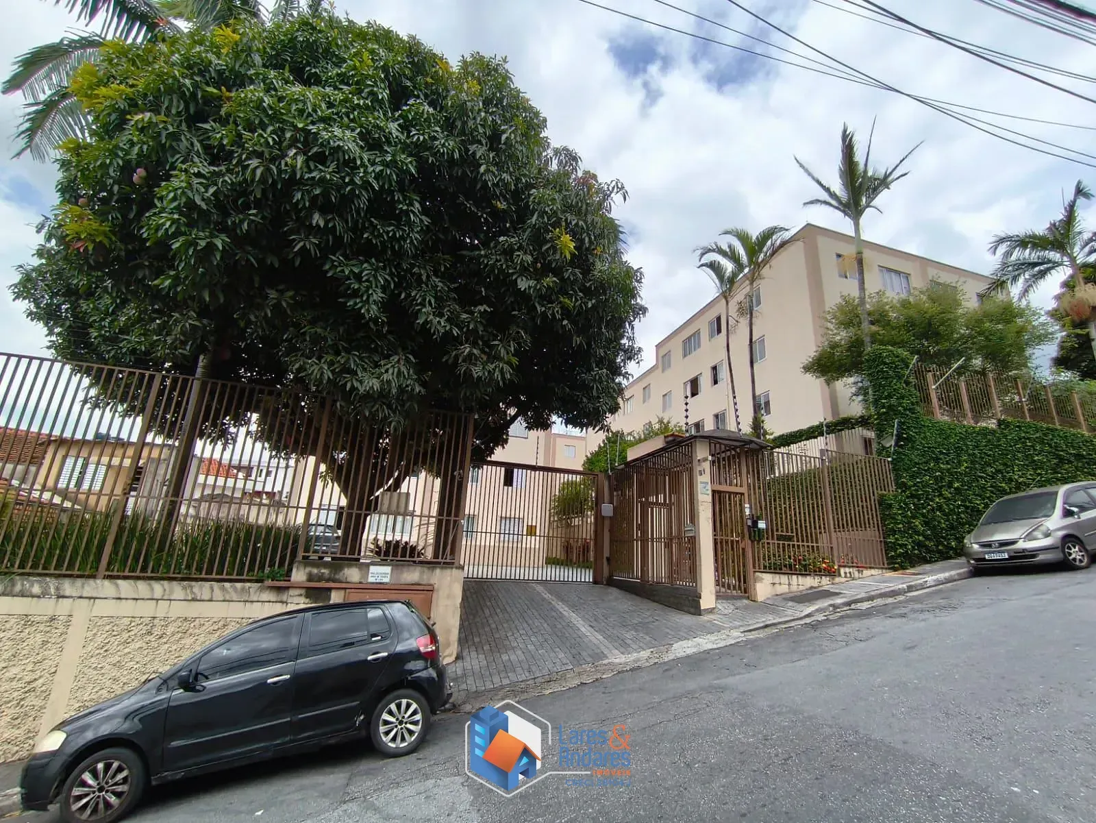 Imagem APARTAMENTO À VENDA COM 48 M², 1 DORMITÓRIO, 1 VAGA, SALA AMPLA PARA 2 AMBIENTES, COZINHA PLANEJADA - LAUZANE PAULISTA - SÃO PAULO - SP.