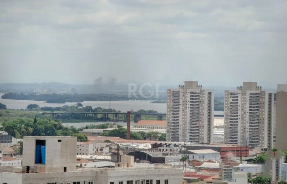 Imagem Apartamento a venda semi mobiliado 3 suítes no Moinhos de Vento