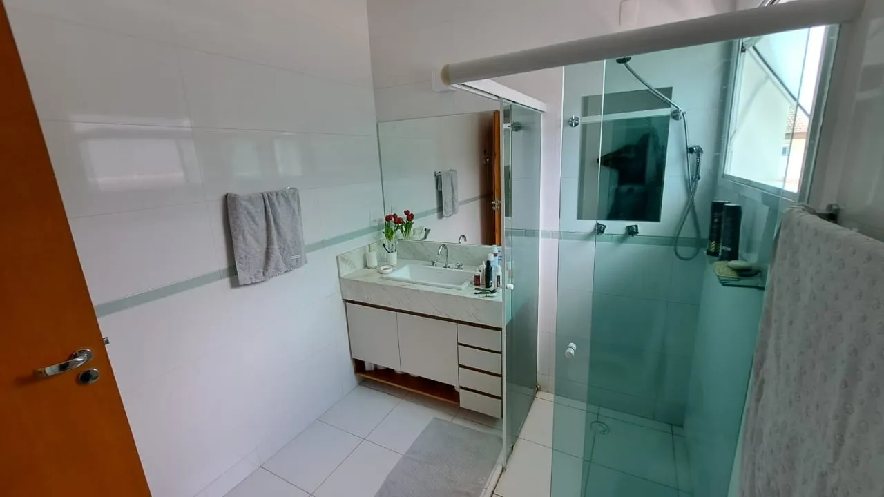 Imagem Casa à venda 3 Quartos, 3 Suites, 302M², Urbanova, São José dos Campos - SP | Floradas da Serra