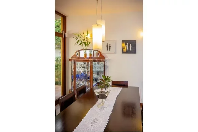 Imagem Casa à venda em Alto de Pinheiros, com 351 m², 4 dormitórios, sendo 2 suítes