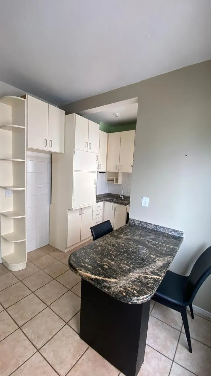 Imagem Apartamento à venda em Torres, Centro, com 2 quartos, 60m2