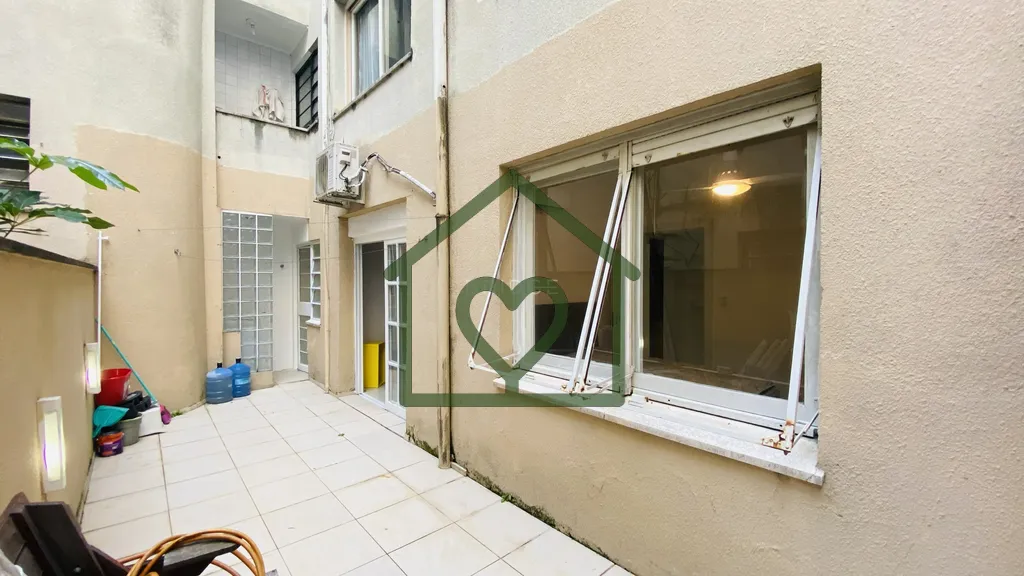 Imagem Apartamento para venda ou aluguel no bairro Mont Serrat, em Porto Alegre, com aproximadamente 48 m²...