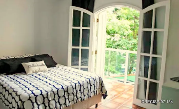Imagem Casa de Condomínio com 2 Quartos à Venda, 198 m² em Jardim Lambreta - Cotia