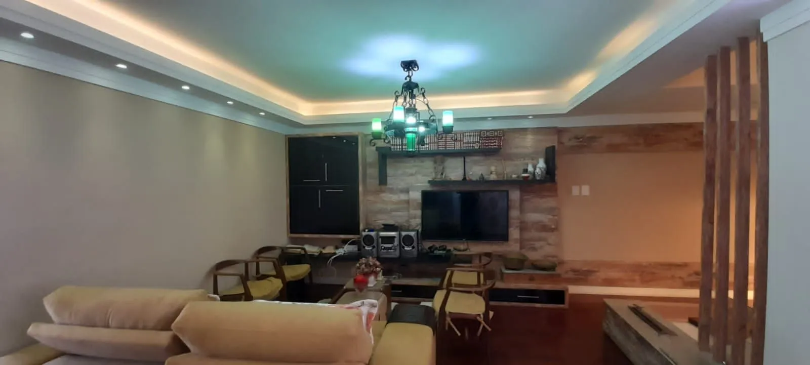 Imagem Cobertura para Venda - 234m², 3 dormitórios, sendo 1 suites, 2 vagas - Santana