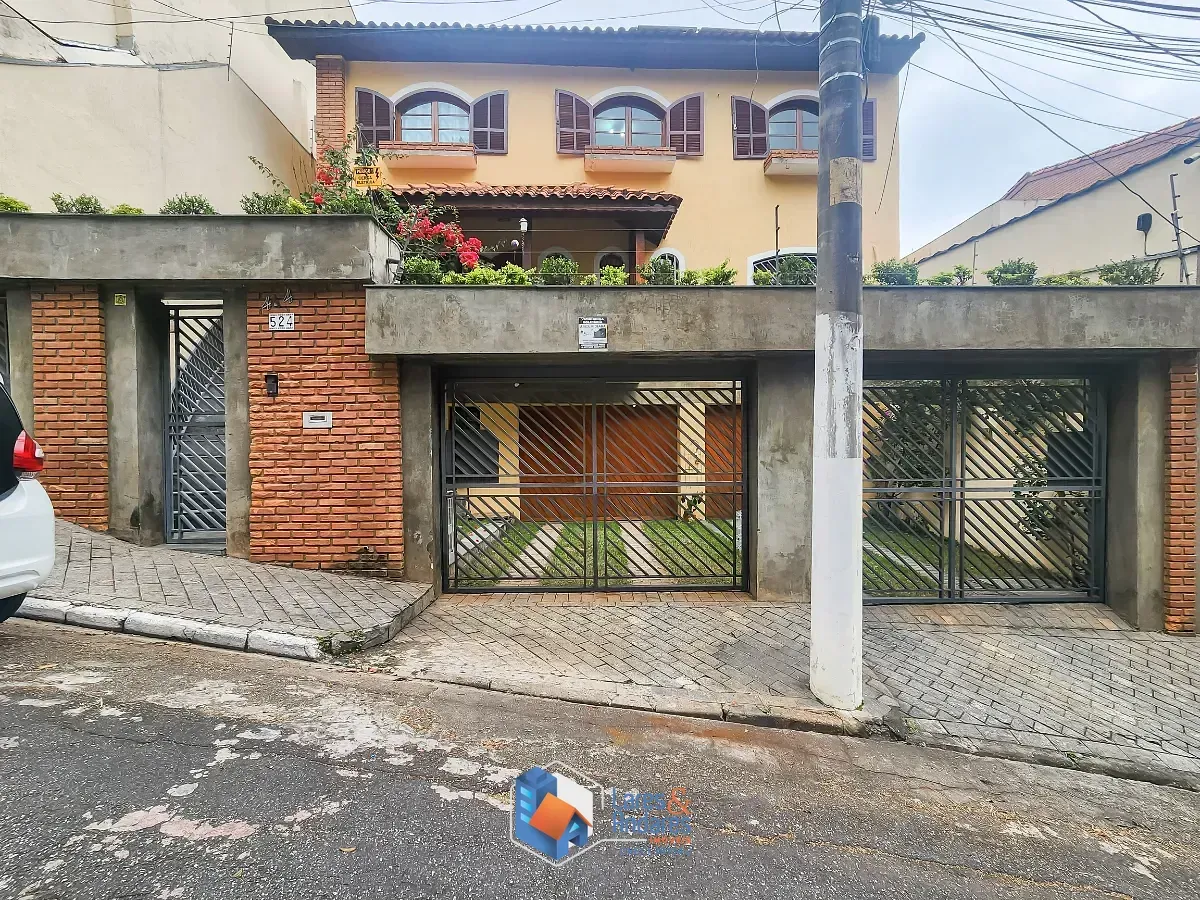 Foto do imóvel Sobrado para venda em Jardim Virginia Bianca com 3 quartos, sendo 1 suíte, 223m² em Rua Caetano Teixeira