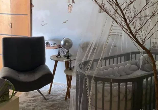 Imagem Casa Térrea de 3 Dormitórios e Piscina - 430m² por R$ 8.500 no Vale do Lago