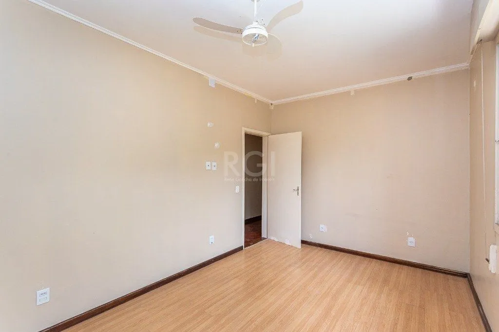 Imagem Casa para Venda - 740m², 5 dormitórios, sendo 1 suites, 3 vagas - Vila Assunção
