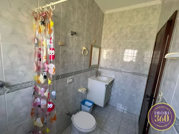 Imagem Oportunidade Única: Linda Chácara de 2.000m² à Venda
