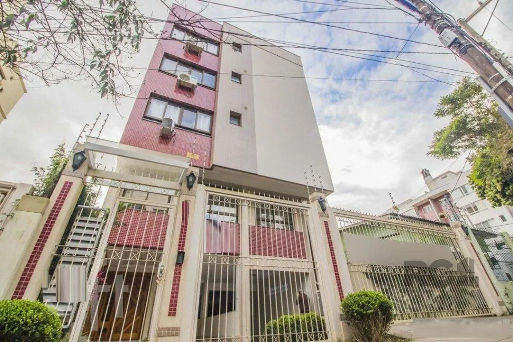 Imagem Vende-se excelente apartamento 2 quartos com suíte, 2 vagas cobertas, com churrasqueira - 68m² - Jardim Botânico