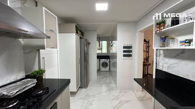 Imagem Apartamento com 4 dormitórios à venda, 200 m² por R$ 3.400.000,00 - Praia de Itaparica - Vila Velha/ES