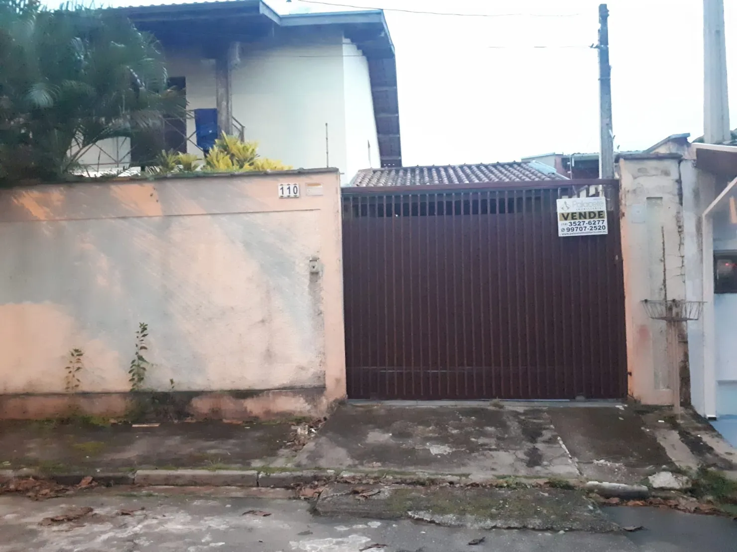 Casa à venda 3 Quartos, 1 Suite, 4 Vagas, 300M², Residencial Comercial Vila Verde, Pindamonhangaba - SP