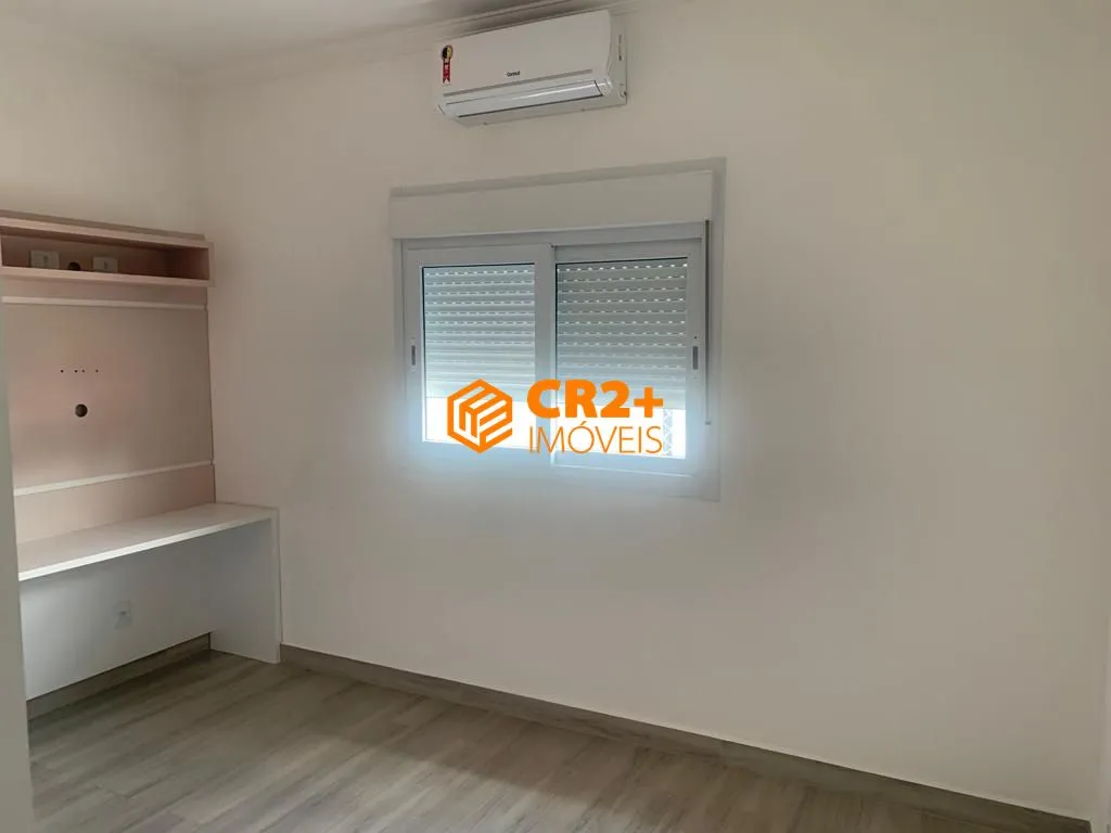 Imagem Vendo casa sobrado 223 m2, 04 quartos, 04 suítes, 04 vagas de garagem em Taubaté
