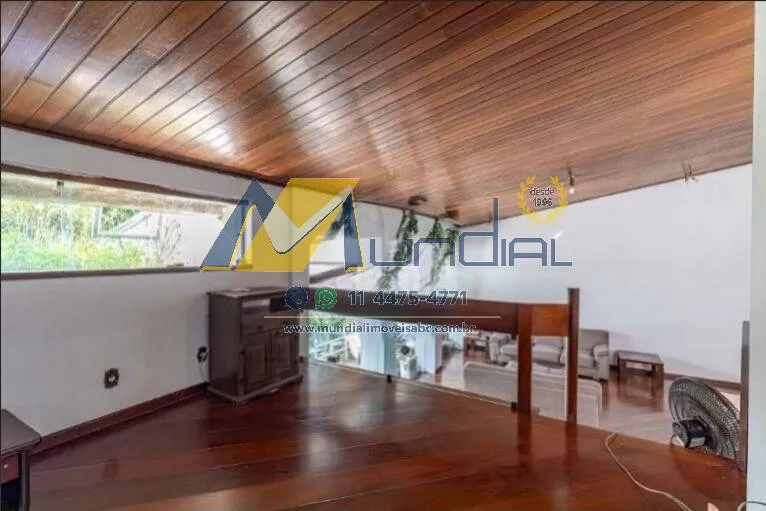 Imagem Casa alto padrão para locação comercial com 340m² e localização estratégica