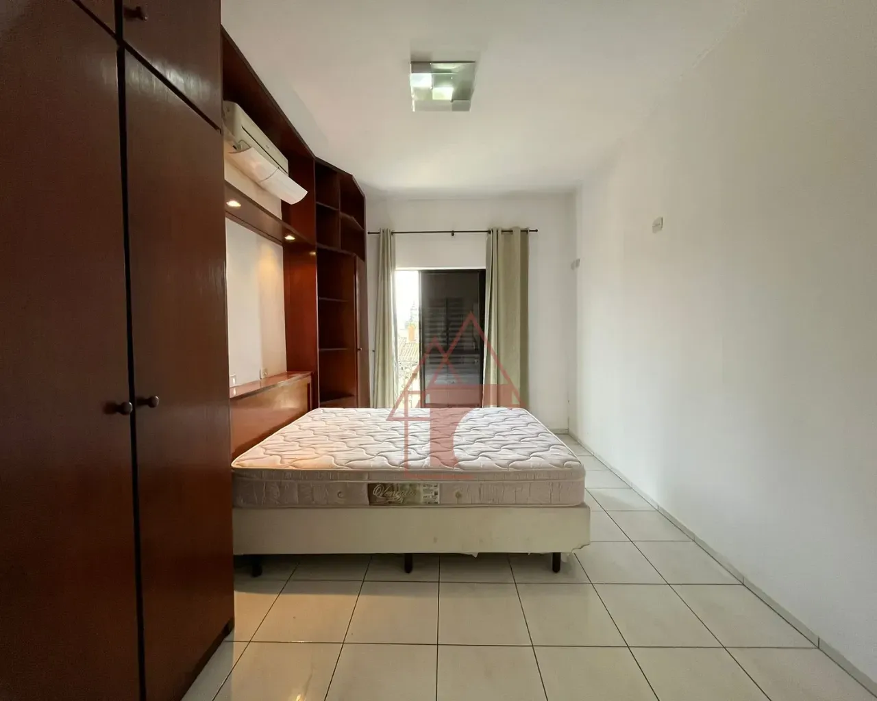 Imagem Sobrado com 4 Quartos à Venda, 367 metros em Vila Ponte Nova - Cubatão