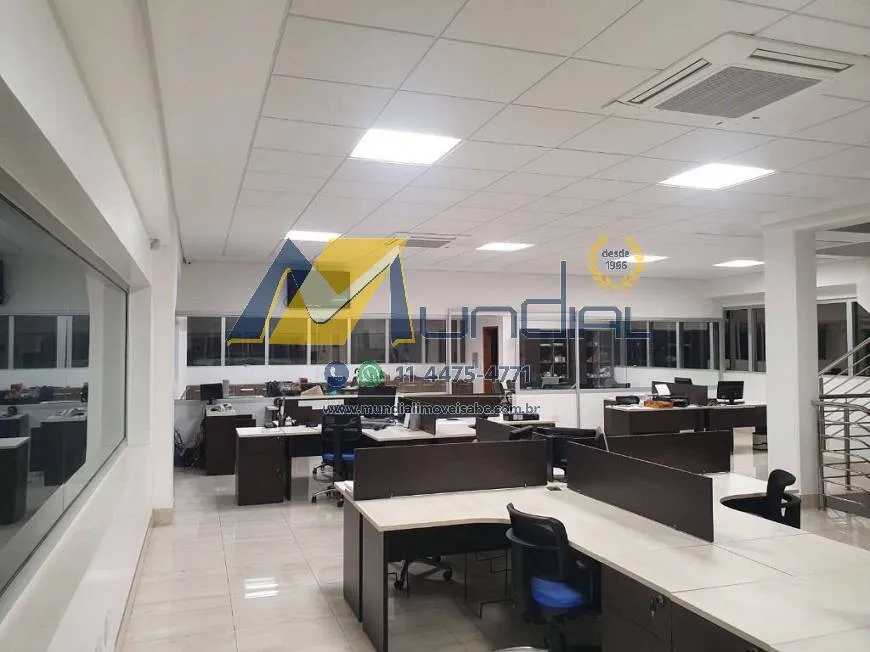 Imagem Galpão para Venda com 2489m², 2 salas e 5 vagas!!!