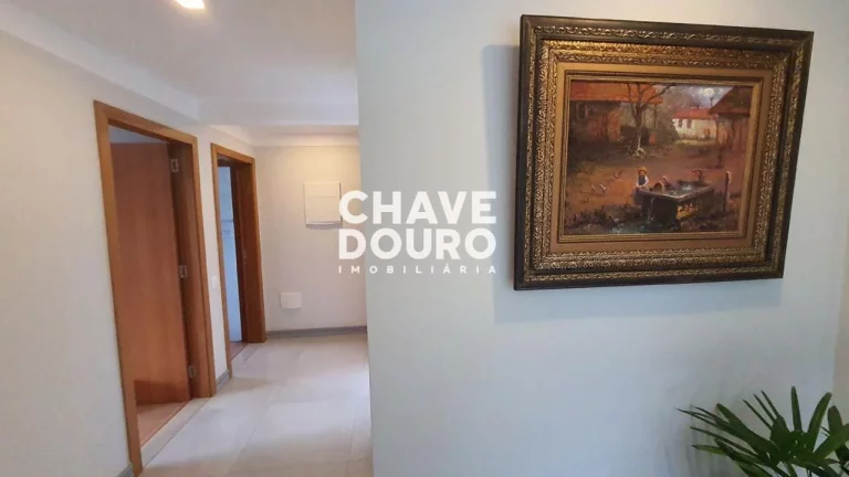 Imagem Casa moderna com 3 suítes próxima do bairro do Alto, para venda em Teresópolis RJ