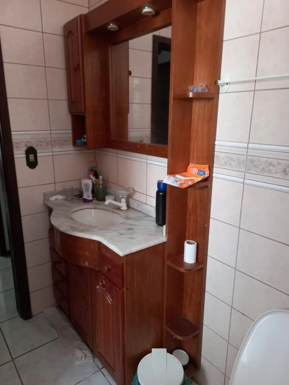 Imagem Ampla Casa residencial com 4 quartos, 3 banheiros e 1 suíte garagem