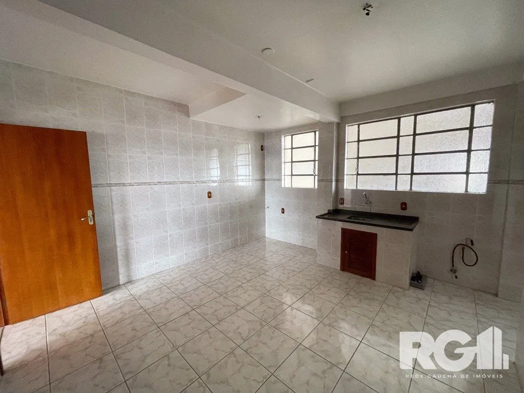 Imagem 303m2 Apartamento com 5 dormitórios no centro da capital.