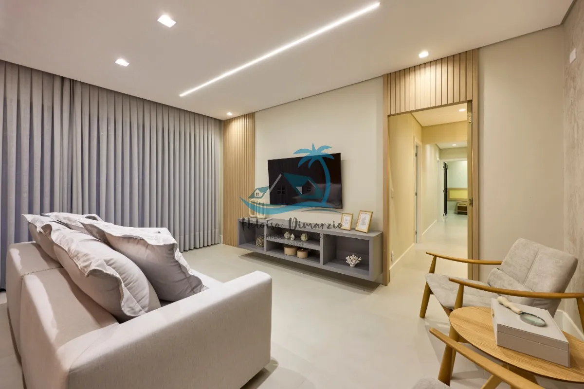 Imagem Apartamento de alto padrão à venda a 70m do mar na Praia da Enseada em Ubatuba