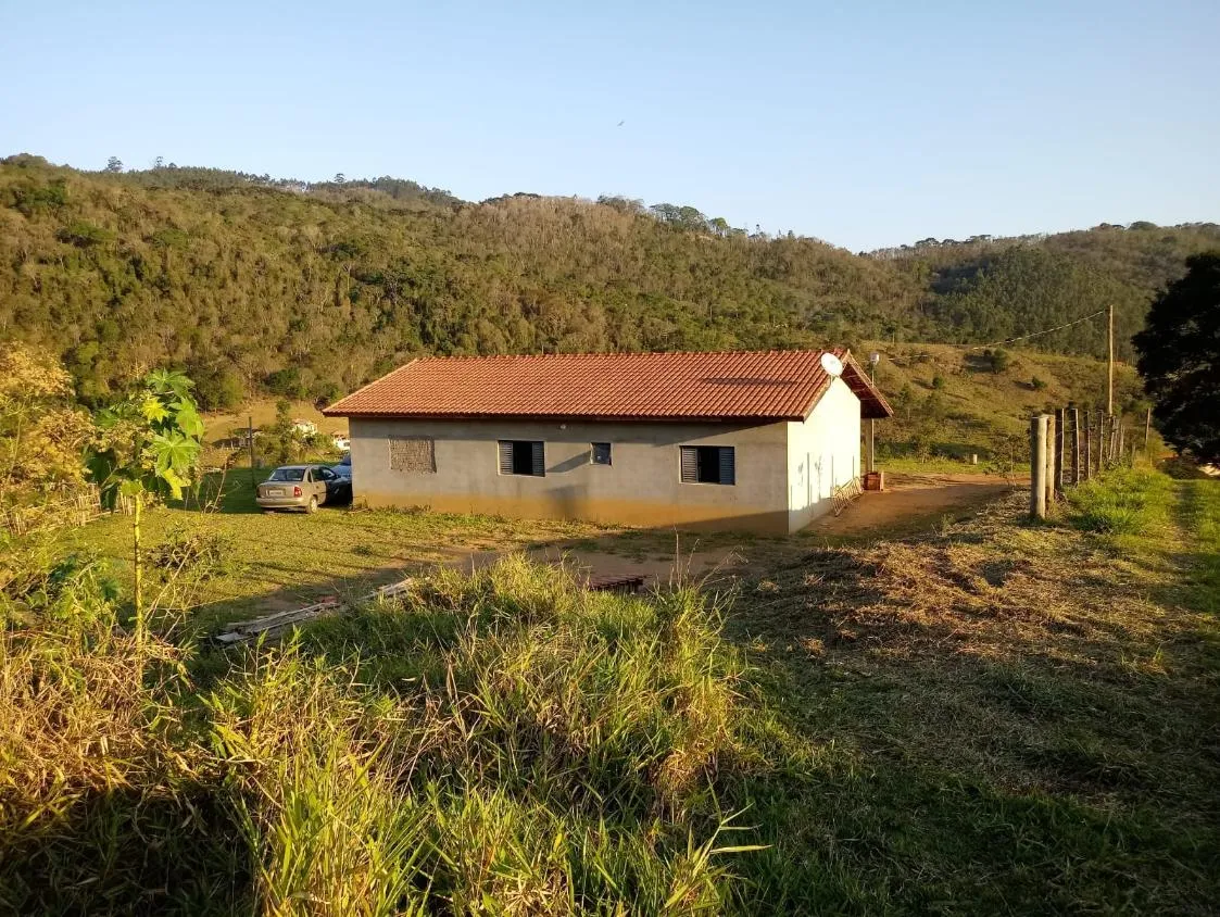 Imagem Chácara com 20.000 m² ? Bairro Barrocão, Piracaia/SP