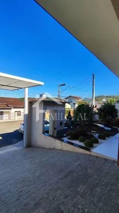 Imagem Casa Plana Averbada no Iririú com Piscina