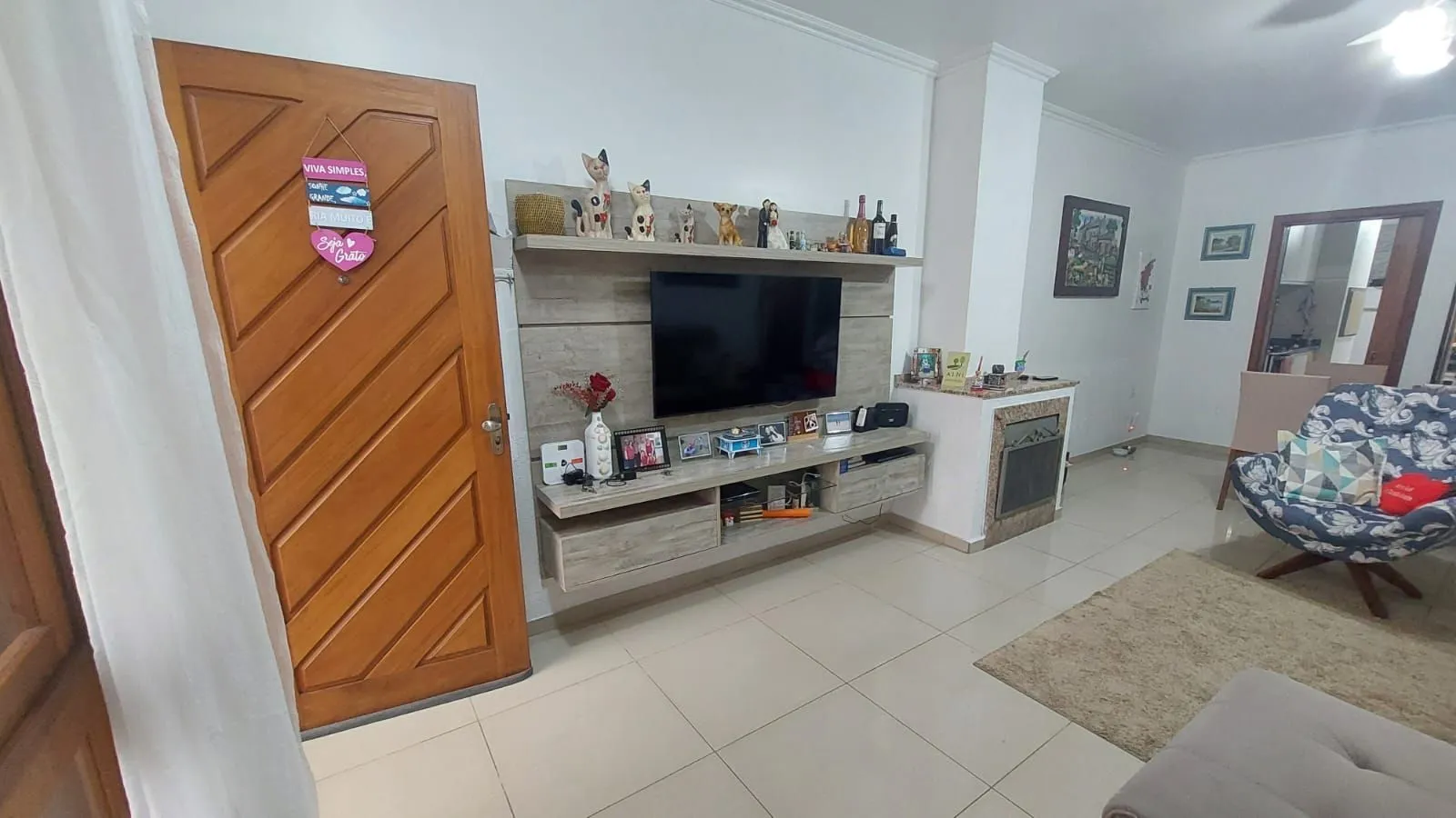 Imagem CASA NO LAGOS DE NOVA IPANEMA - 02 QUARTOS E ATELIER NO PISO SUPERIOR