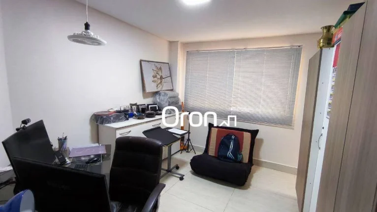 Imagem Sobrado à venda, 447 m² por R$ 1.650.000,00 - Setor Jaó - Goiânia/GO