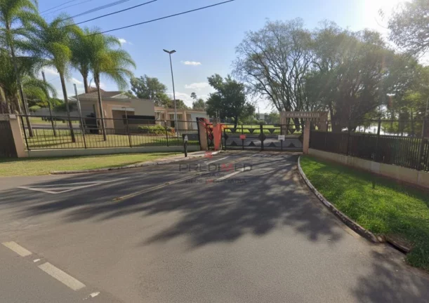 Imagem Terreno de 1388 m² no Residencial Portal do Lago
