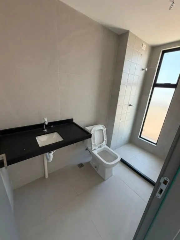 Imagem Apartamento de 72 m² em Manaíra, a 350 m da praia, com 2 quartos, suíte, varanda e condomínio completo.