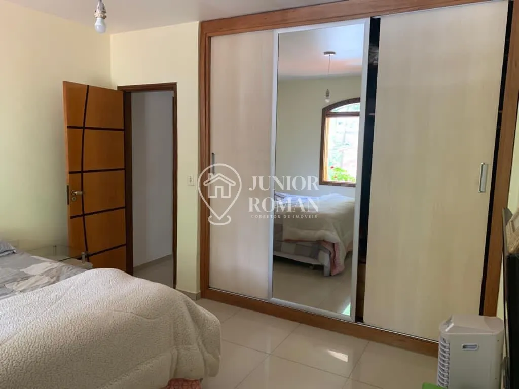 Imagem SOBRADO COM 4 DORMITÓRIOS À VENDA NA VILA EUCLIDES - SÃO BERNARDO DO CAMPO - 235M²