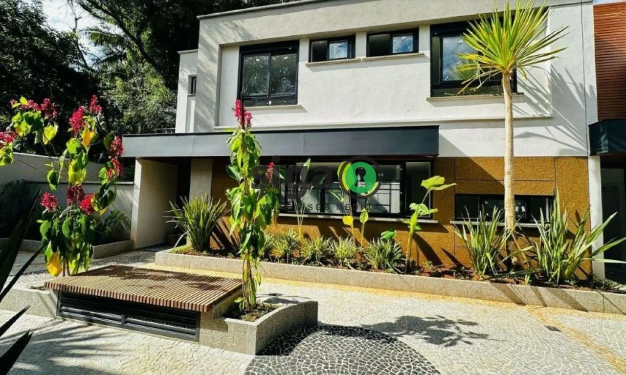 Imagem Casa a venda no Alto da Boa Vista com 4 quartos