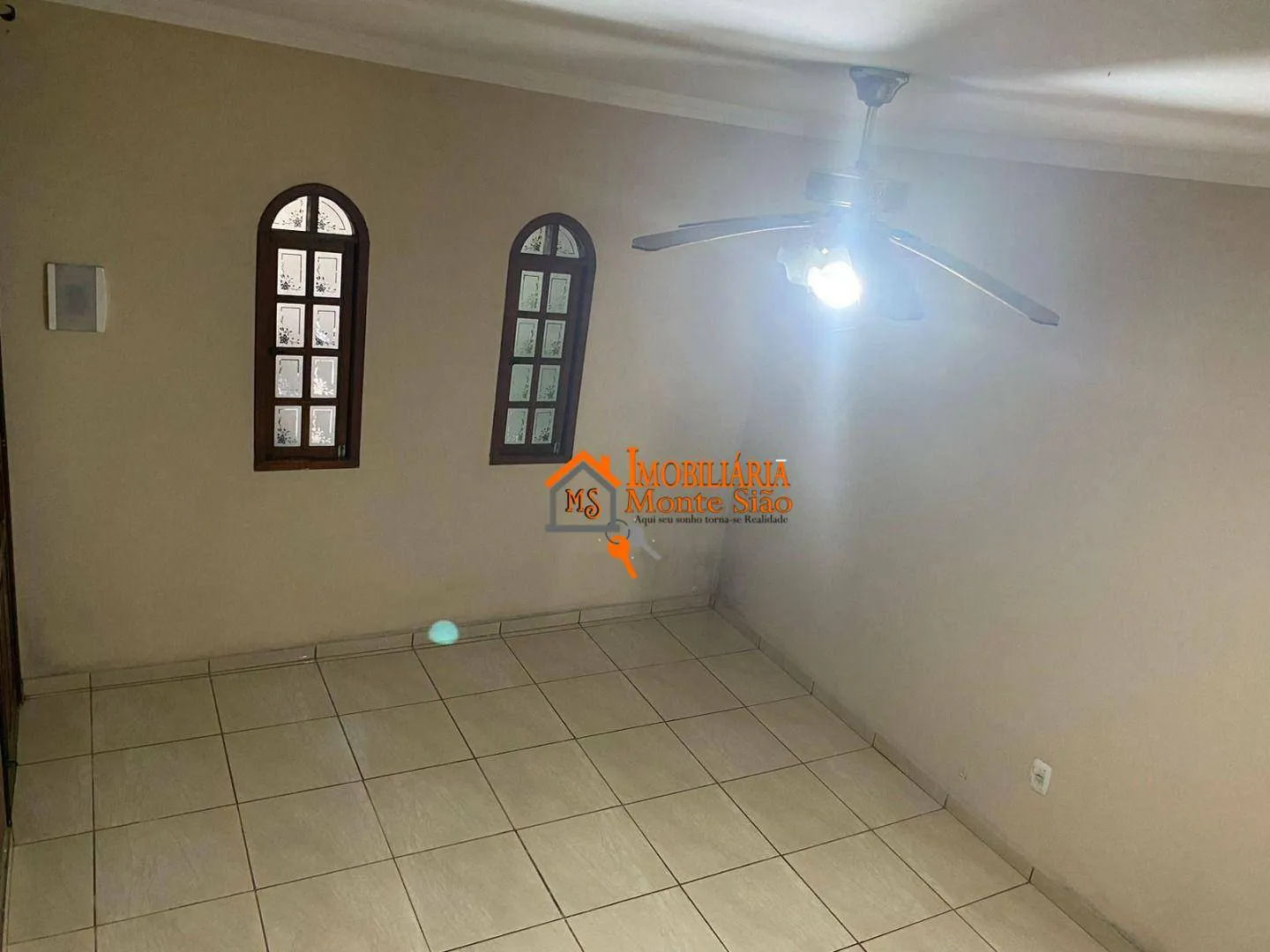Imagem Sobrado à venda por R$ 720.800,00 - Vila Nova Bonsucesso - Guarulhos/SP