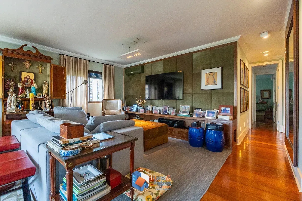 Imagem Apartamento para venda em Vila Uberabinha com 2 quartos, sendo 2 suítes, 171m²