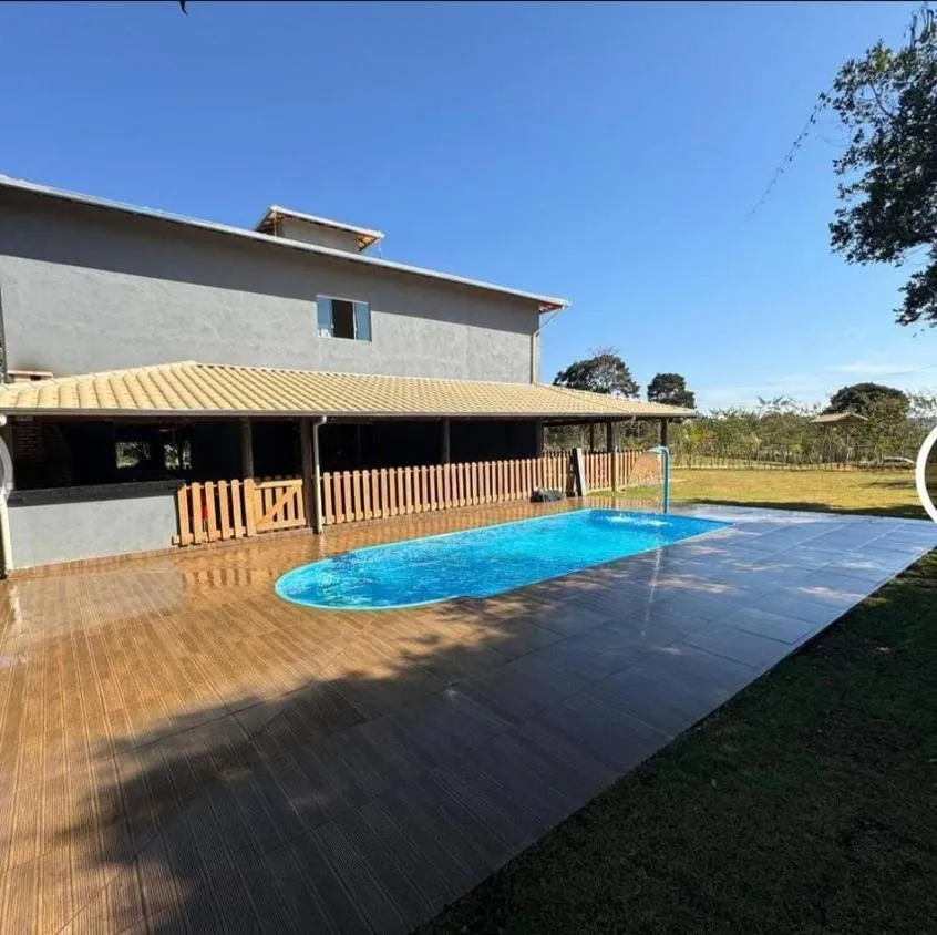 Imagem Vende-se excelente sítio em Itaguara/MG , com 6.000 m² de terreno.