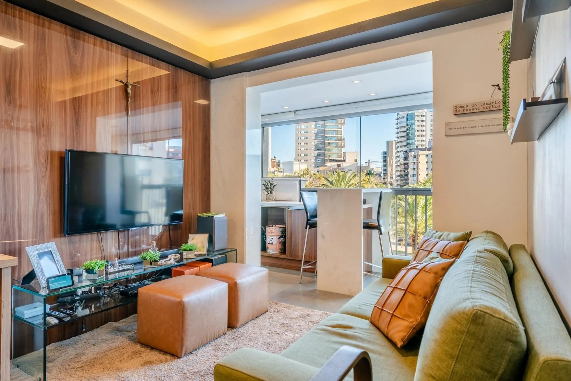 Imagem Apartamento de 1 dormitório á venda em Três Figueiras, Porto Alegre.