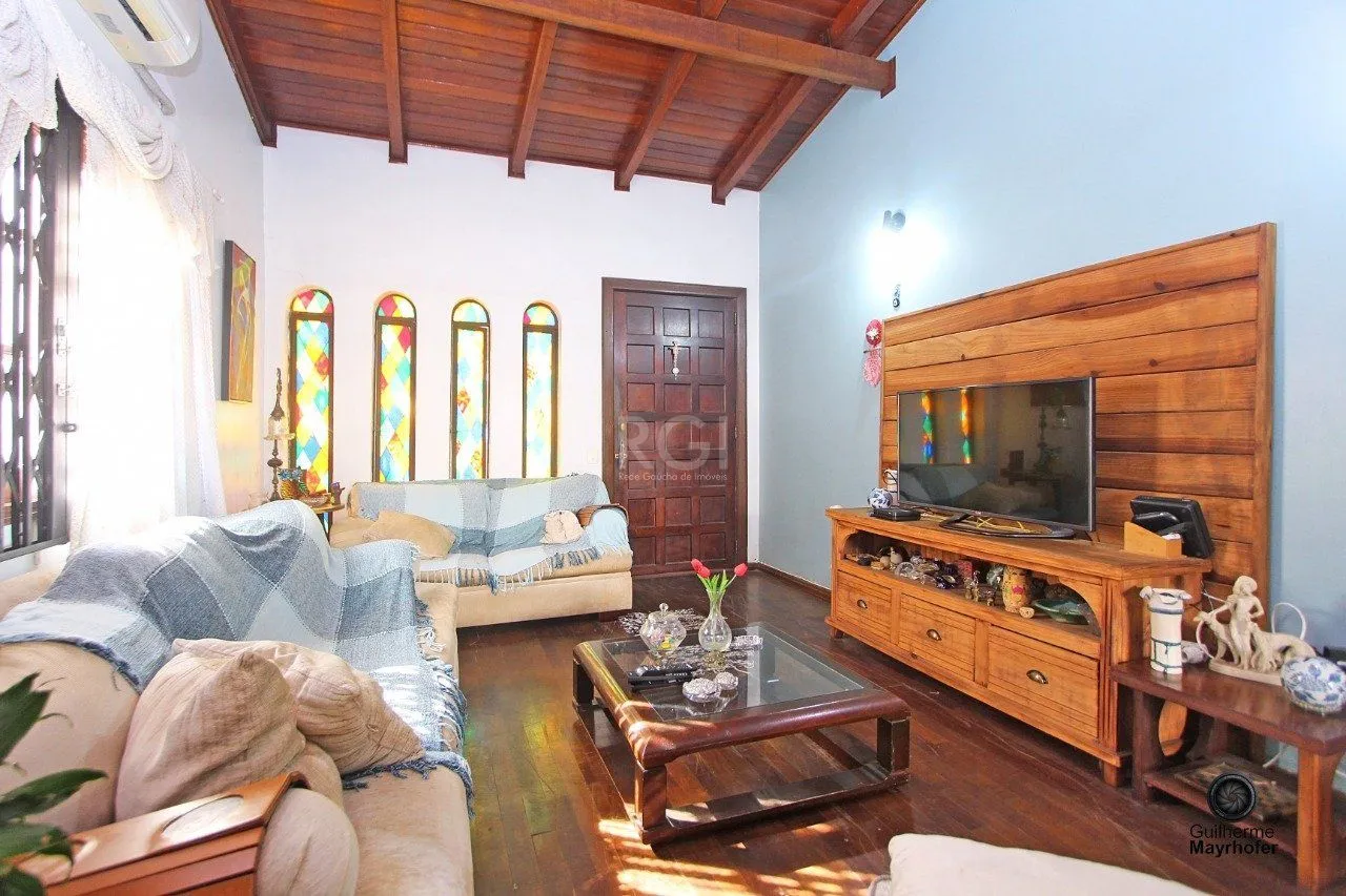 Imagem Casa para Venda - 249.54m², 4 dormitórios, sendo 1 suites, 5 vagas - Ipanema