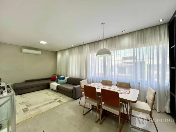 Imagem Casa Assobradada com uma vista panoramica