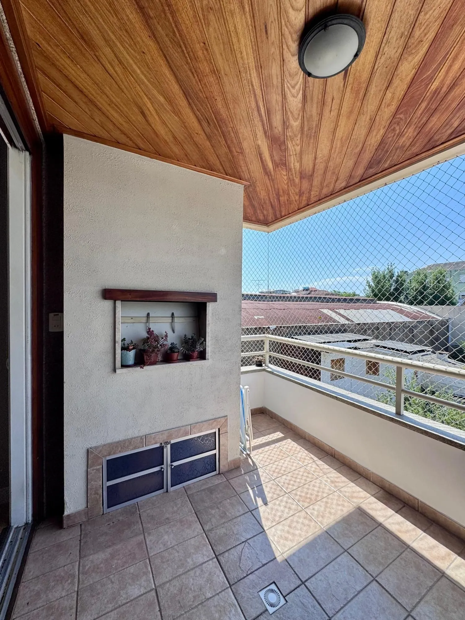 Imagem EXCELENTE APARTAMENTO NO FLORESTA DE 2 DORMITÓRIOS - PRONTO PARA MORAR