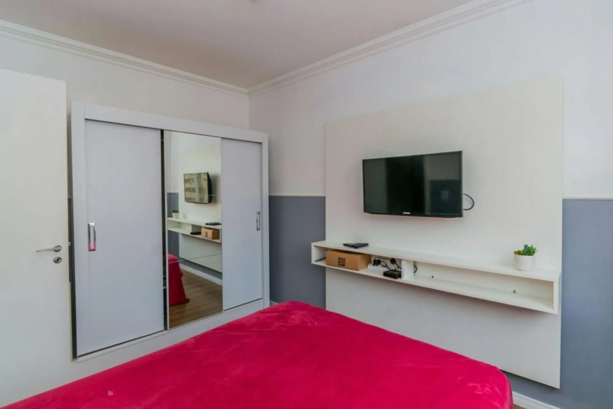 Imagem Apartamento de 3 dormitórios à venda em Passo D'areia, Porto Alegre.